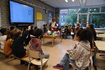Sinterklaas-Rosa-Boekdrukkerschool-2022-(69).JPG